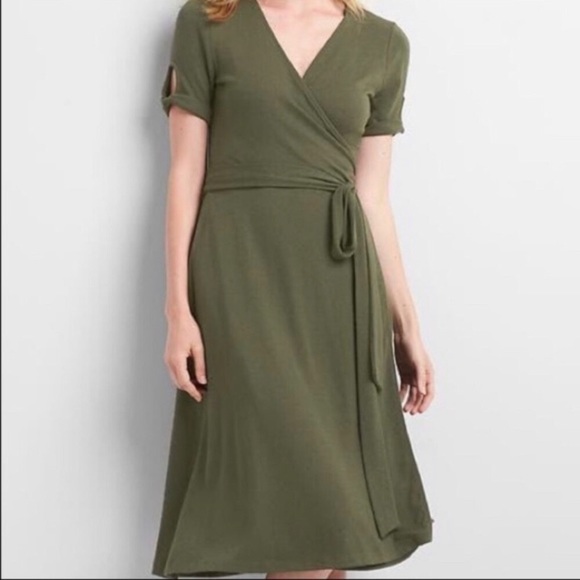 GAP - Size M Forest Green Wrap Midi Dress - Picture 2 of 7